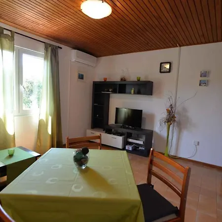 In 36511 Apartment Mali Losinj